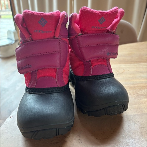 Columbia Snow Boots ~ Pink and Black - Picture 7 of 10